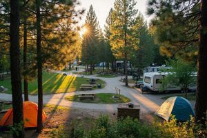 Советы по выбору мест для ночлега на природе: кемпинги, палатки и хостелы. - Советы в путь | Туристический портал